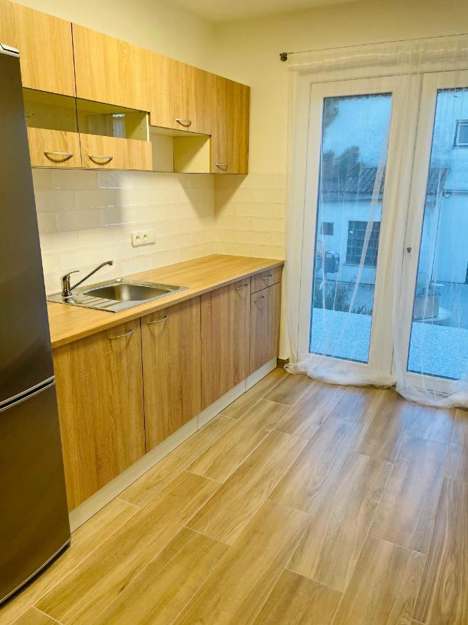 Apartmany Lednice Nejdek ภายนอก รูปภาพ
